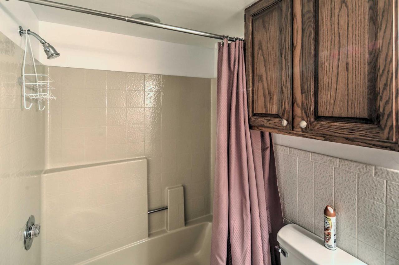 Lake Havasu Home With Pool - 2 Miles To Waterfront! Лейк Хавасу Сити Екстериор снимка